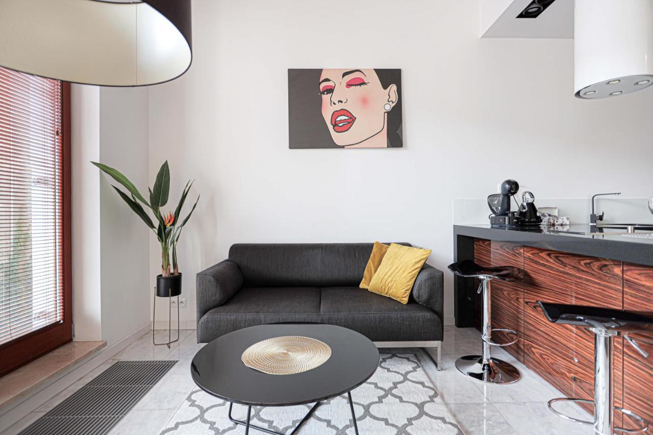 Piekna Apartment Warsaw Luaran gambar